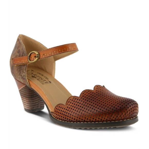 L'ARTISTE Shoes - NEW L'ARTISTE women's parchelle shoes in camel